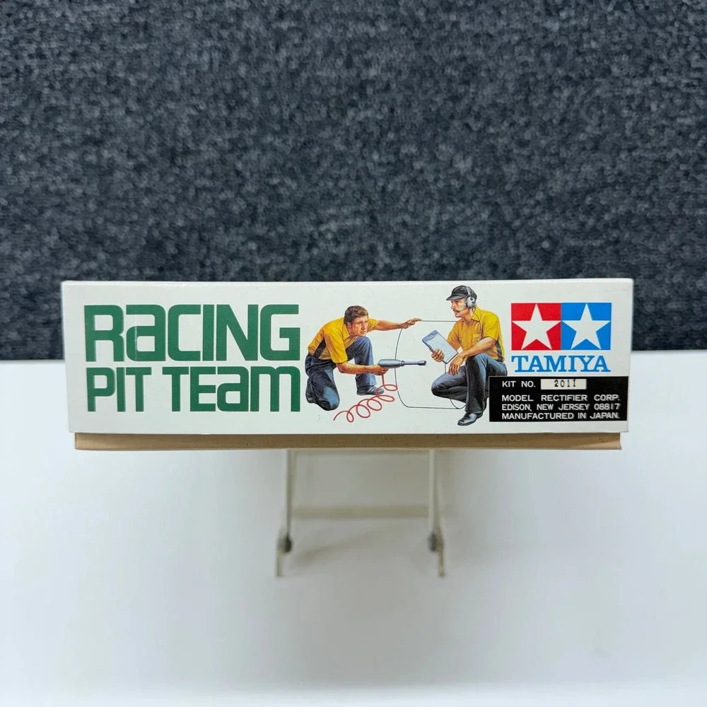 Vintage Tamiya Racing Pit Team 1/20 Grand Prix No.11 Model Kit 2011 Complete!